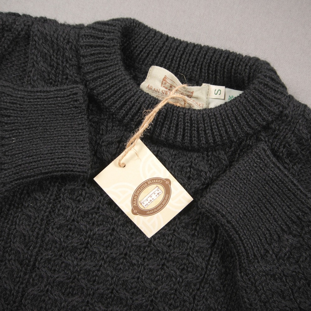 ARAN SWEATER MARKET Hand Knit Size XS Sweater Ireland Black Cable Mens